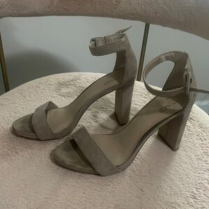 4 inch Nude heels
